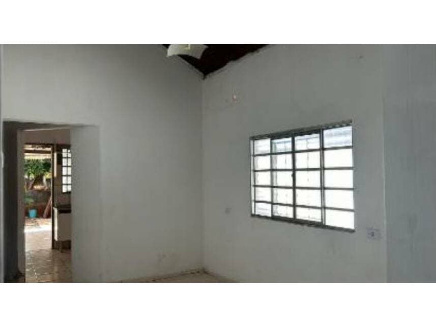 Foto 5 de 15: Casa em leilão em Cassilândia - MS — Casa à venda em leilão