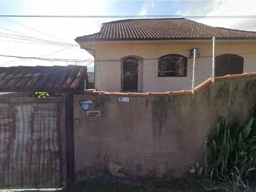 Casa em leilão em Florianópolis - SC — Casa à venda em leilão
