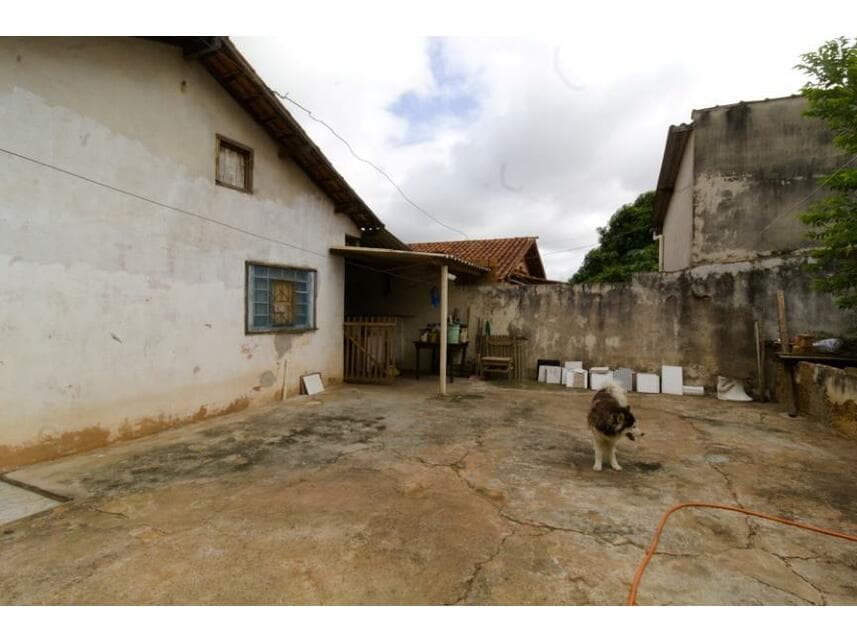 Foto 13 de 13: Casa em leilão em Araçatuba - SP — Casa à venda em leilão