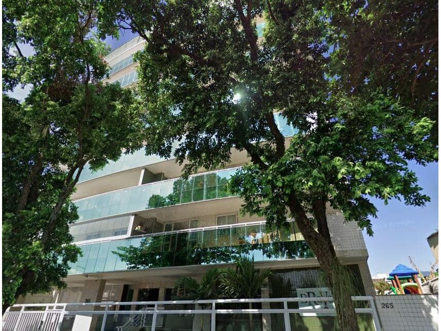 Apartamento em leilão em Rio De Janeiro - RJ — Apartamento à venda em leilão