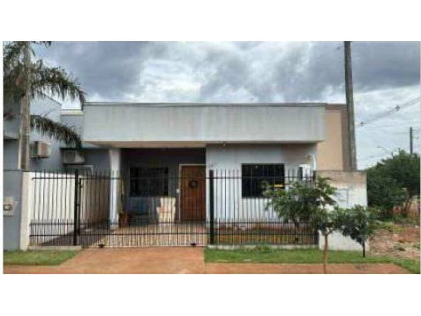Foto 2 de 12: Casa em leilão em Palotina - PR — Casa à venda em leilão