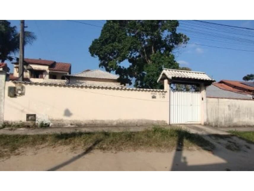 Casa em leilão em Saquarema - RJ — Casa à venda em leilão