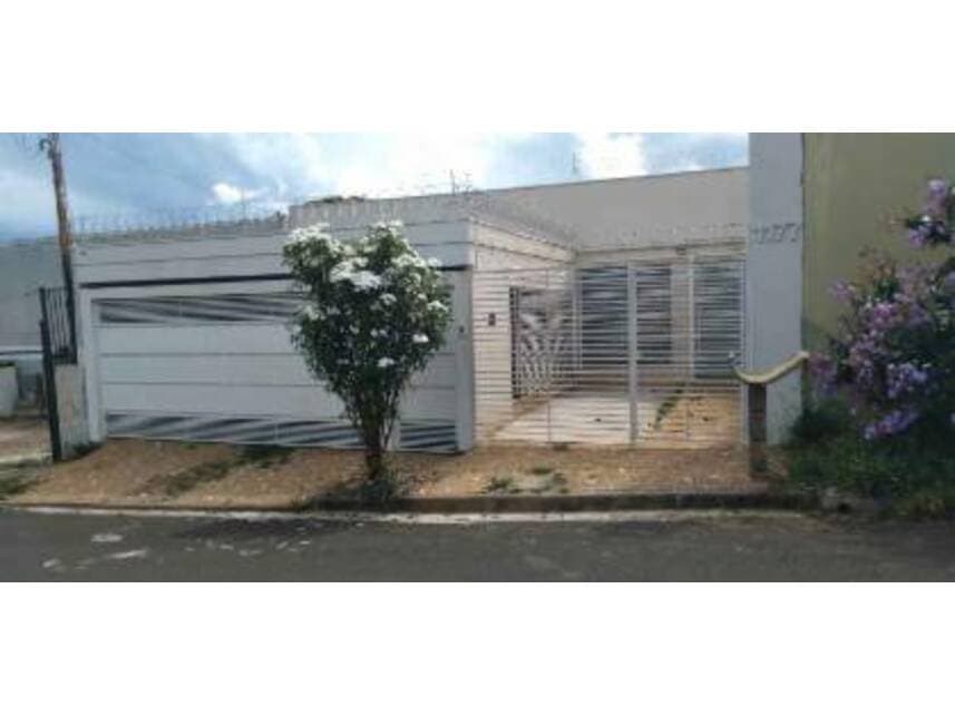 Foto 3 de 6: Casa em leilão em Marília - SP — Casa à venda em leilão