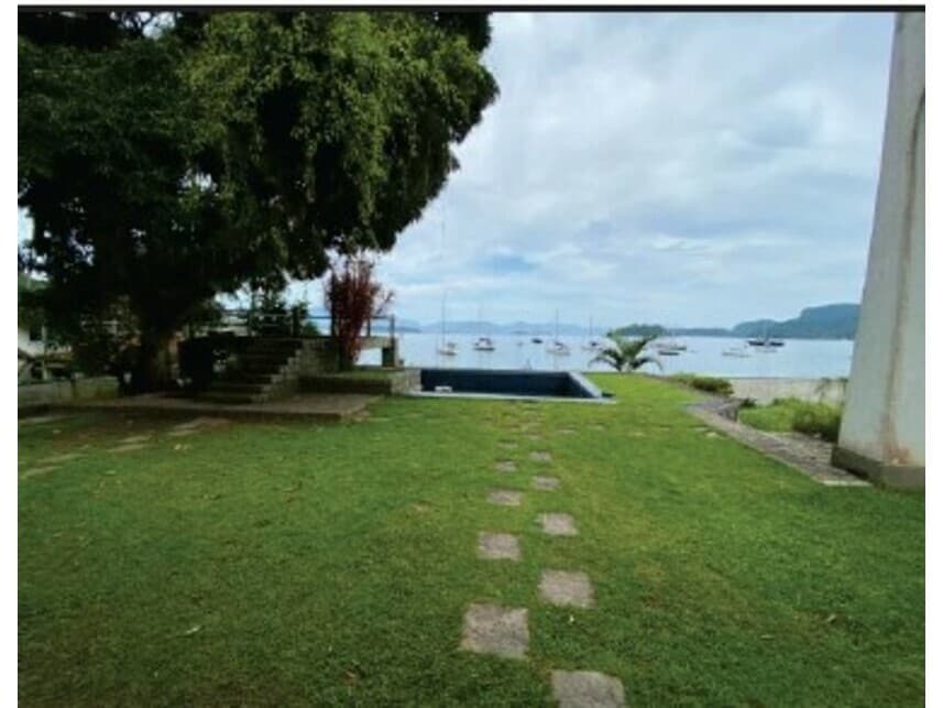 Foto 4 de 19: Casa em leilão em Angra Dos Reis - RJ — Casa à venda em leilão
