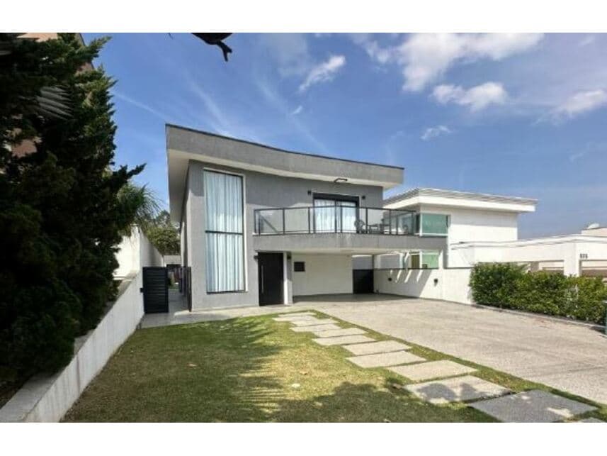 Casa em leilão em Vargem Grande Paulista - SP — Casa à venda em leilão
