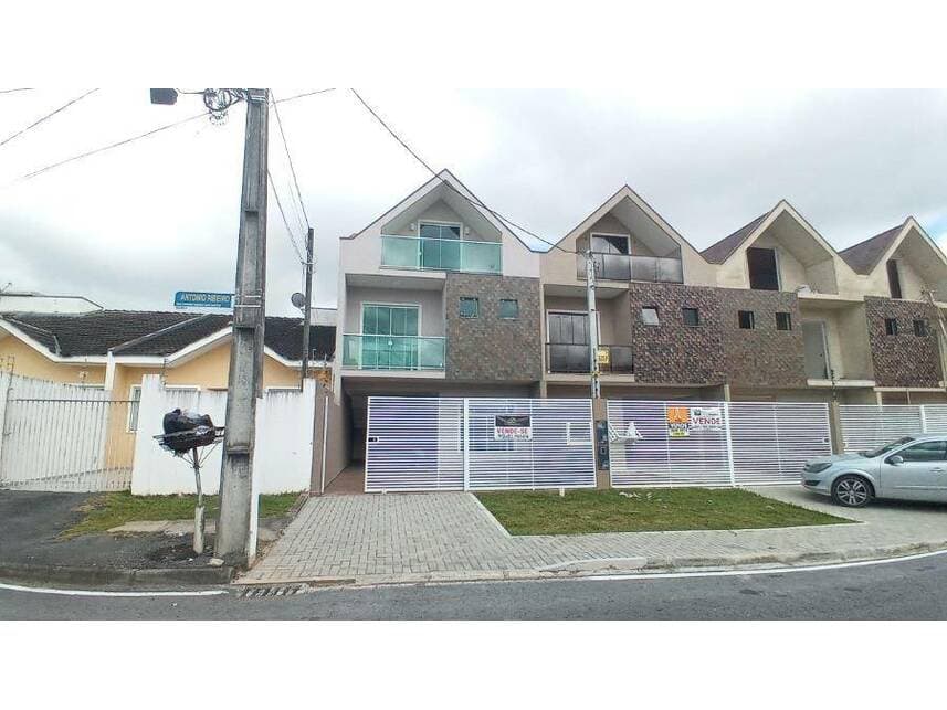 Foto 2 de 26: Casa em leilão em Araucária - PR — Casa à venda em leilão