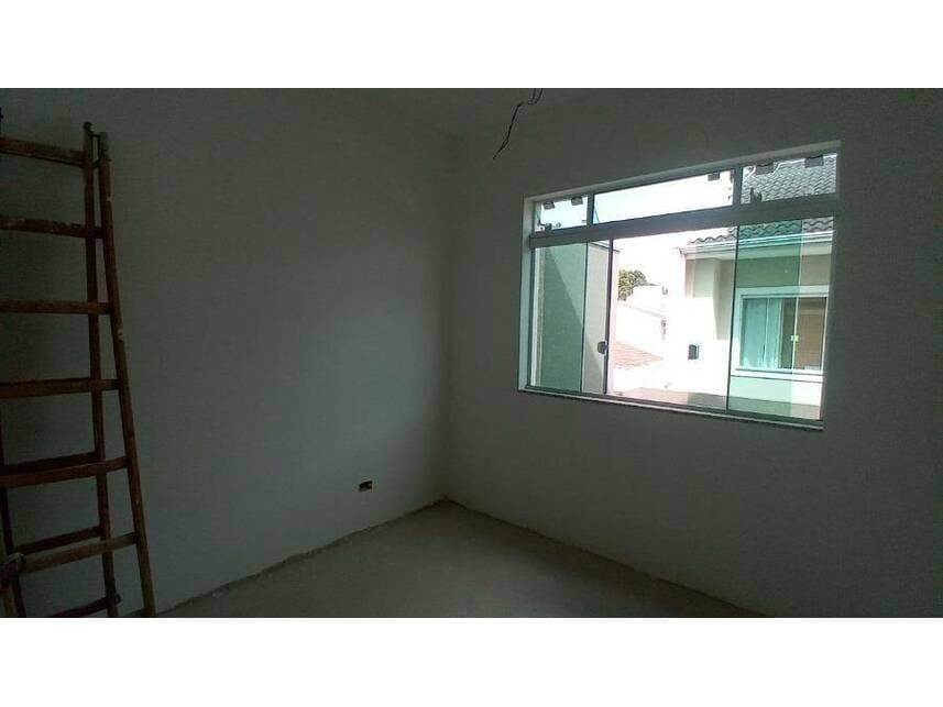 Foto 22 de 26: Casa em leilão em Araucária - PR — Casa à venda em leilão
