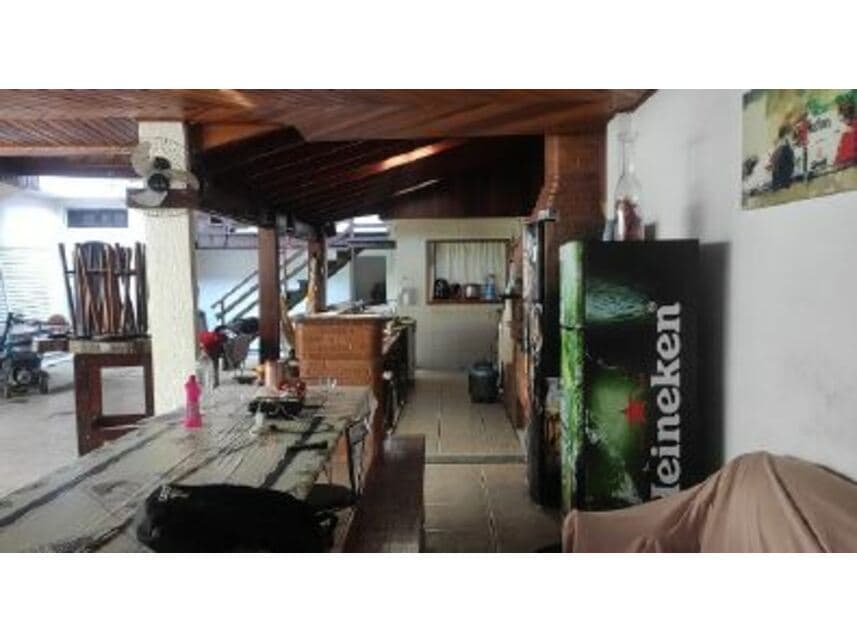Foto 8 de 13: Casa em leilão em Nova Iguaçu - RJ — Casa à venda em leilão