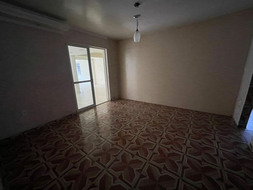 Foto 6 de 31: Casa em leilão em Pelotas - RS — Casa à venda em leilão