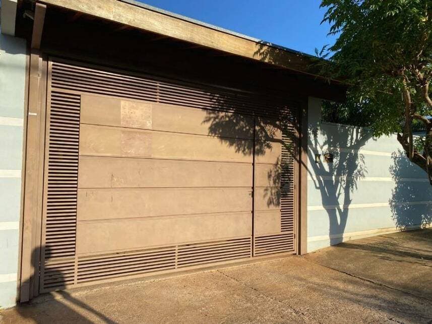 Foto 1 de 13: Casa em leilão em Araras - SP — Casa à venda em leilão