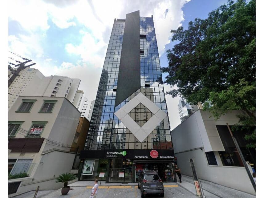 Comercial em leilão em São Paulo - SP — Sala Comercial à venda em leilão