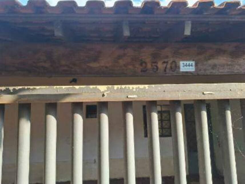 Foto 3 de 3: Casa em leilão em Votuporanga - SP — Casa à venda em leilão