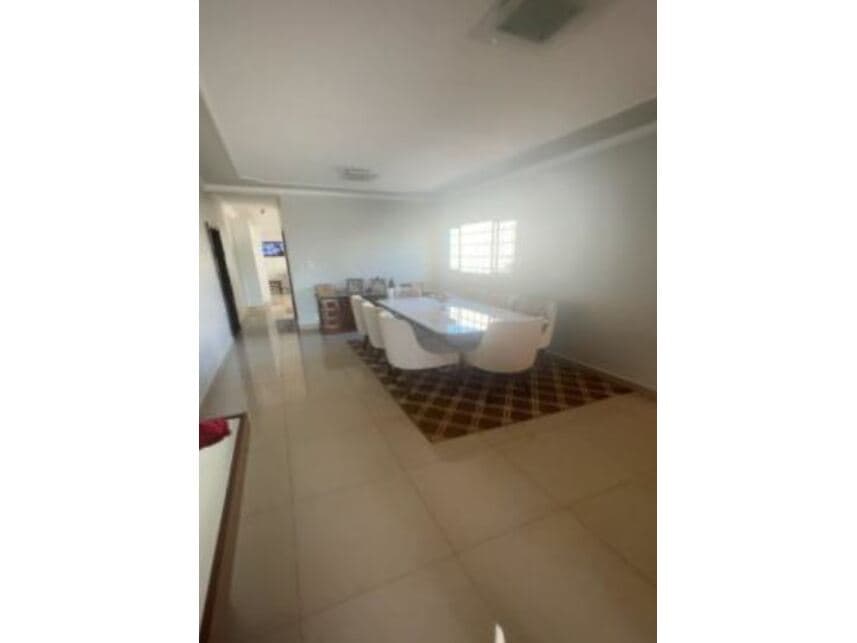 Foto 7 de 18: Casa em leilão em Uberaba - MG — Casa à venda em leilão