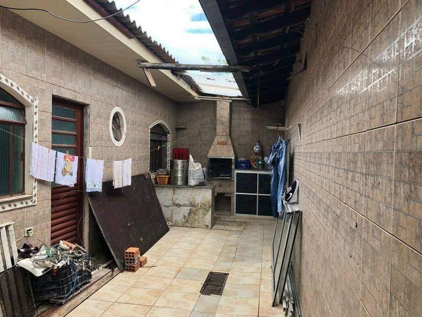Foto 25 de 25: Casa em leilão em Londrina - PR — Casa à venda em leilão