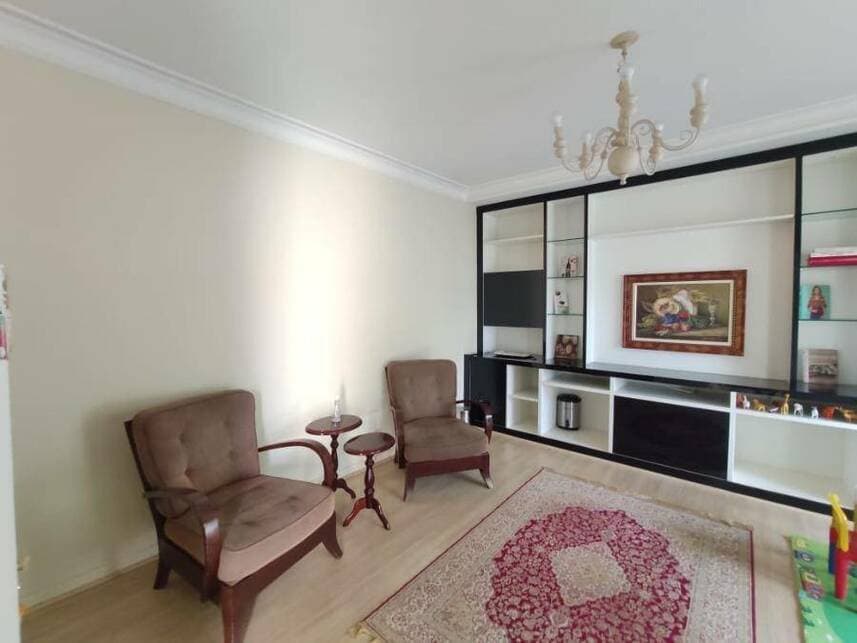 Foto 8 de 27: Casa em leilão em Londrina - PR — Casa à venda em leilão