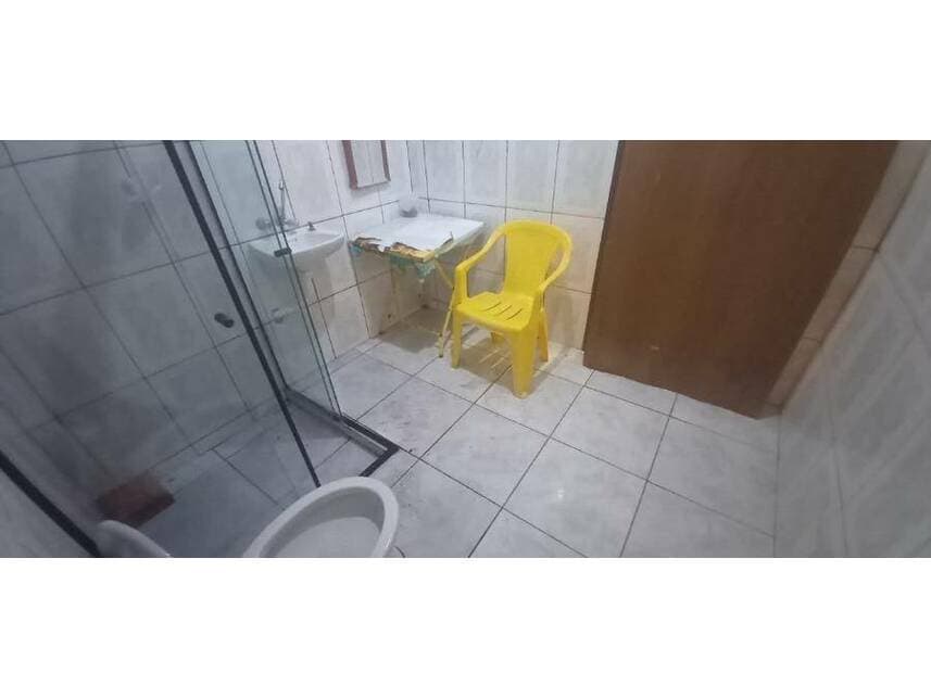 Foto 8 de 16: Casa em leilão em Araruama - RJ — Casa à venda em leilão