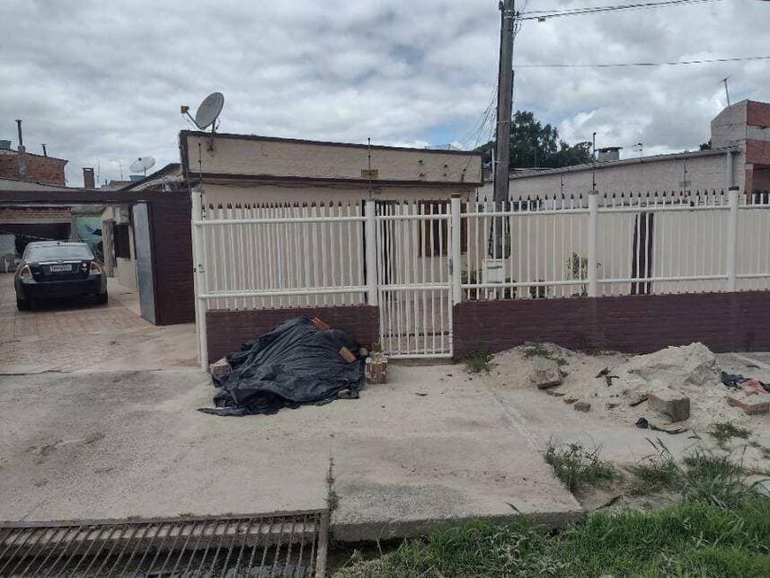 Foto 2 de 13: Casa em leilão em Pelotas - RS — Casa à venda em leilão