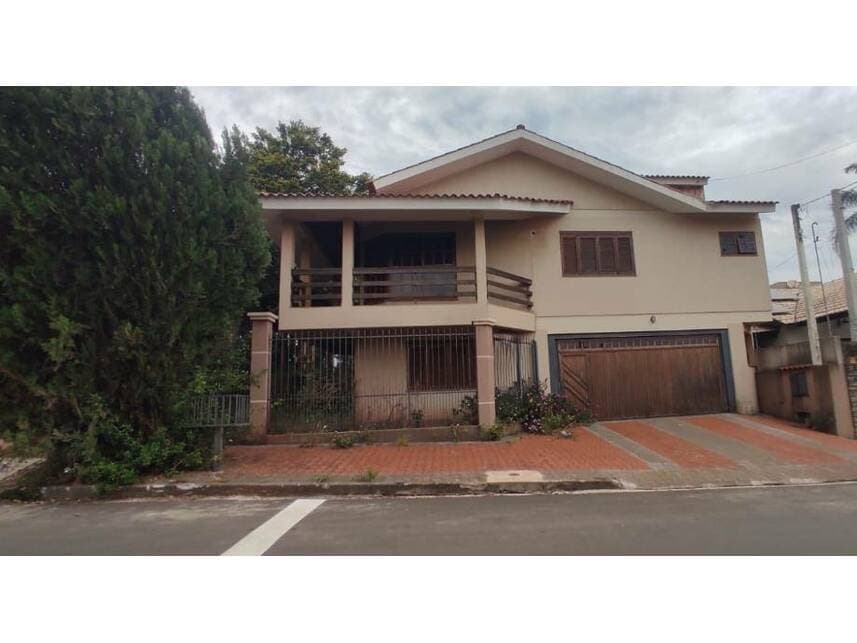 Foto 4 de 11: Casa em leilão em Santa Rosa - RS — Casa à venda em leilão