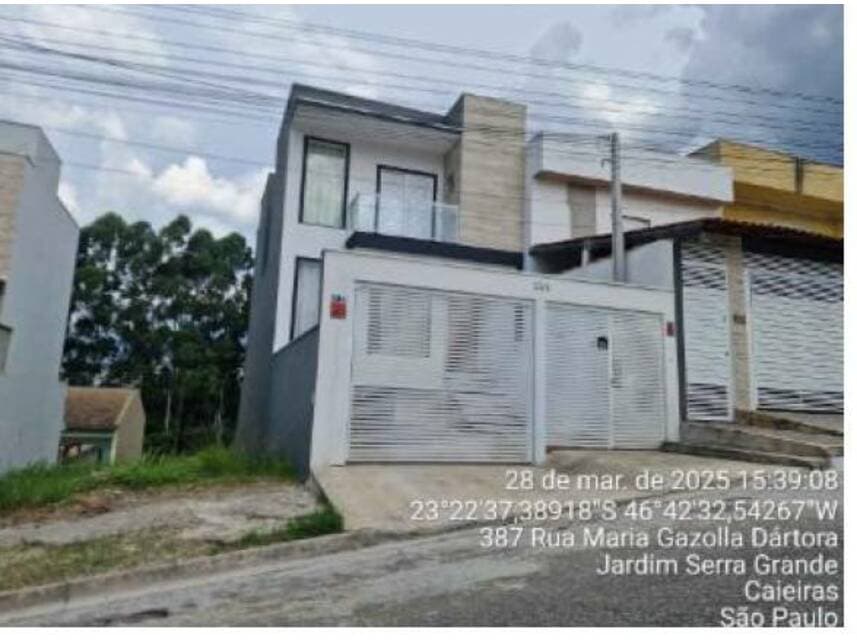 Foto 1 de 3: Casa em leilão em Caieiras - SP — Casa à venda em leilão