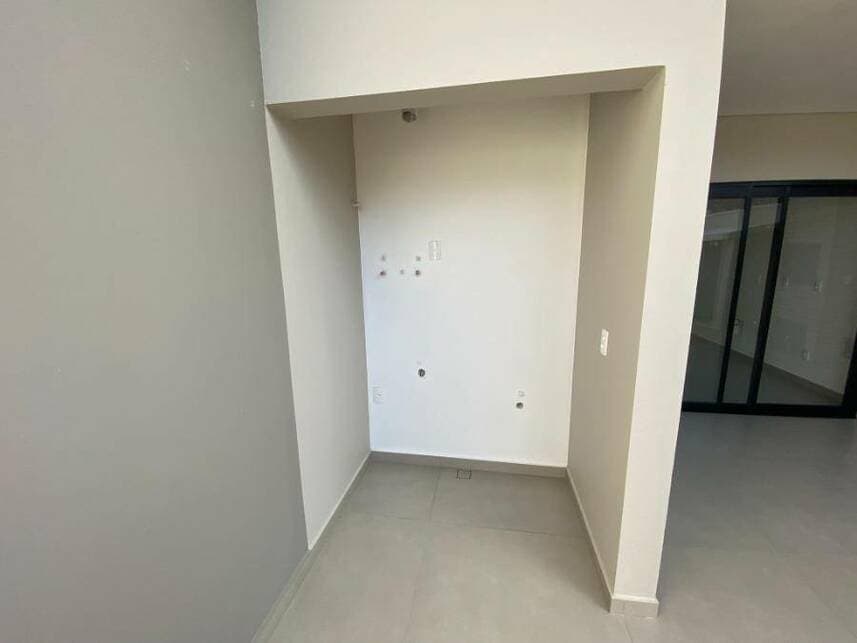 Foto 10 de 12: Casa em leilão em Joinville - SC — Casa à venda em leilão