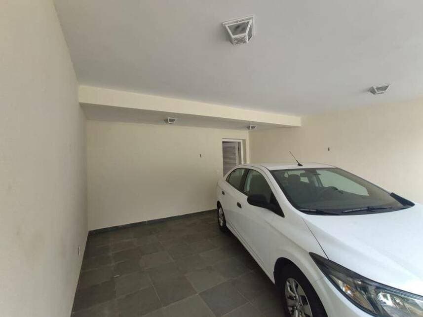 Foto 7 de 27: Casa em leilão em Londrina - PR — Casa à venda em leilão