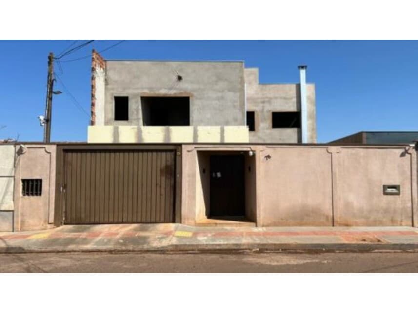 Casa em leilão em Campo Grande - MS — Casa à venda em leilão