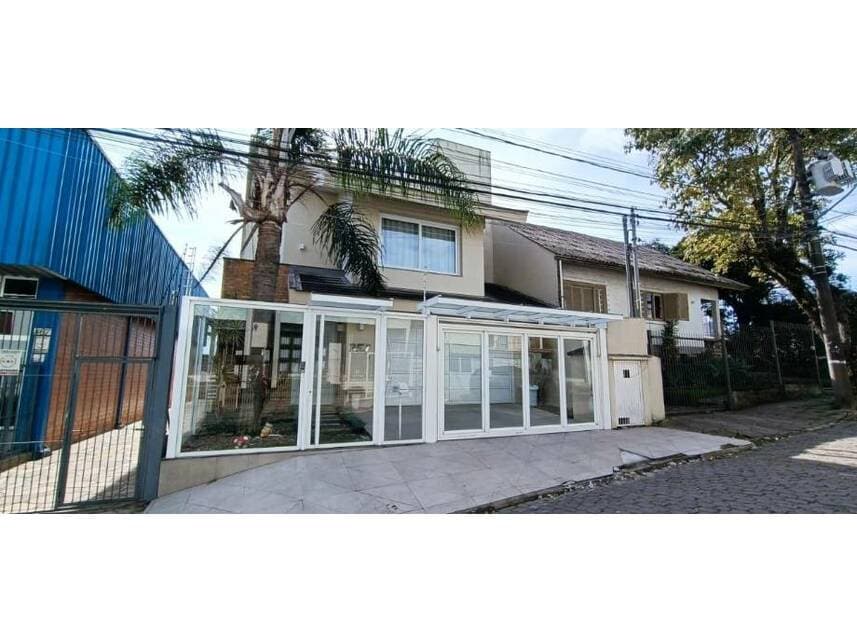 Foto 1 de 16: Casa em leilão em Caxias Do Sul - RS — Casa à venda em leilão