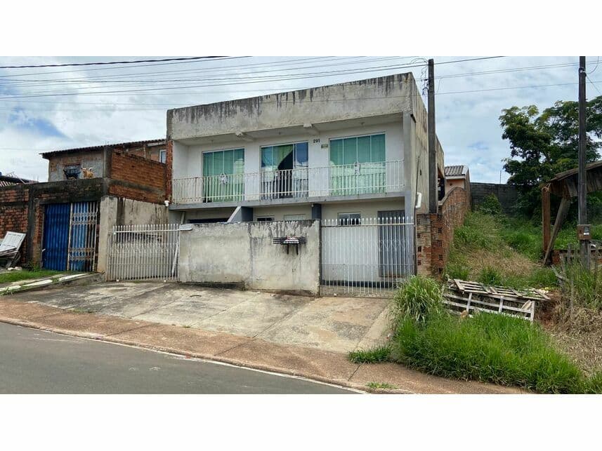 Foto 2 de 2: Casa em leilão em Ponta Grossa - PR — Casa à venda em leilão