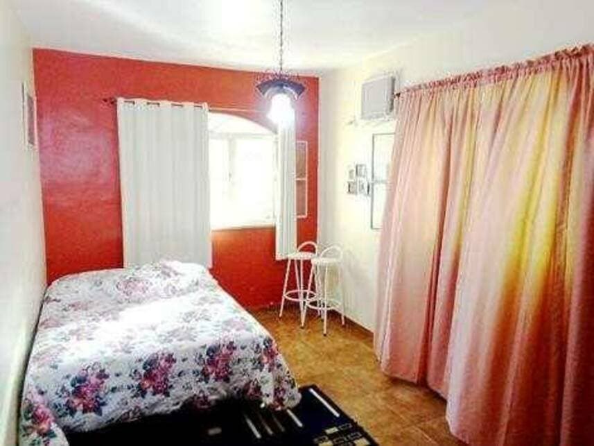 Foto 4 de 9: Casa em leilão em Rio De Janeiro - RJ — Casa à venda em leilão