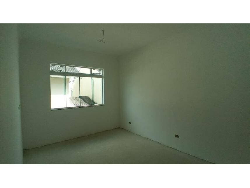 Foto 18 de 26: Casa em leilão em Araucária - PR — Casa à venda em leilão
