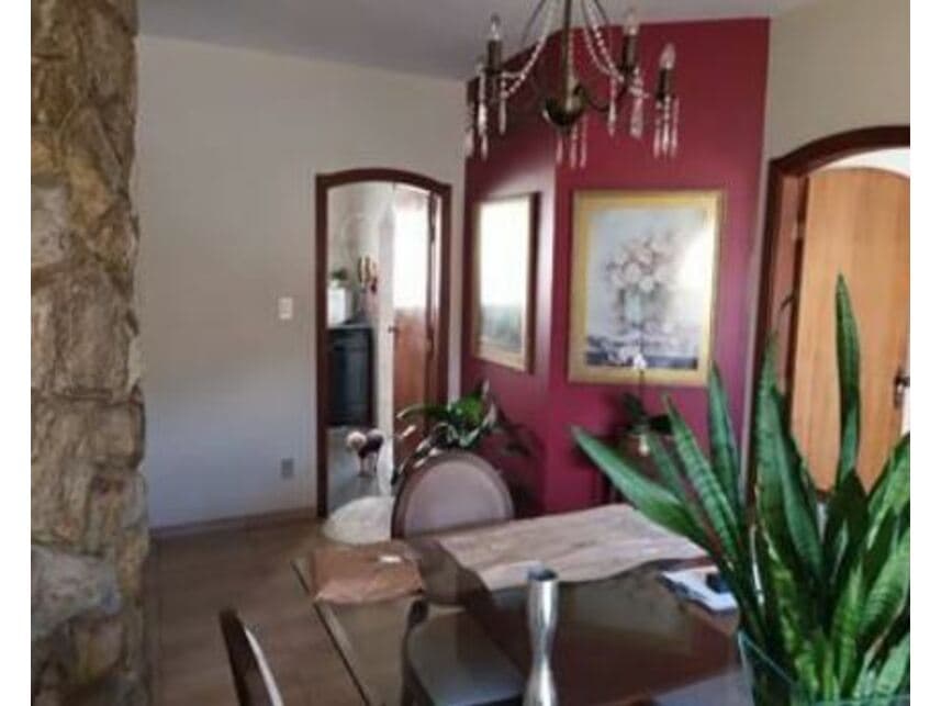 Foto 6 de 23: Casa em leilão em Botucatu - SP — Casa à venda em leilão