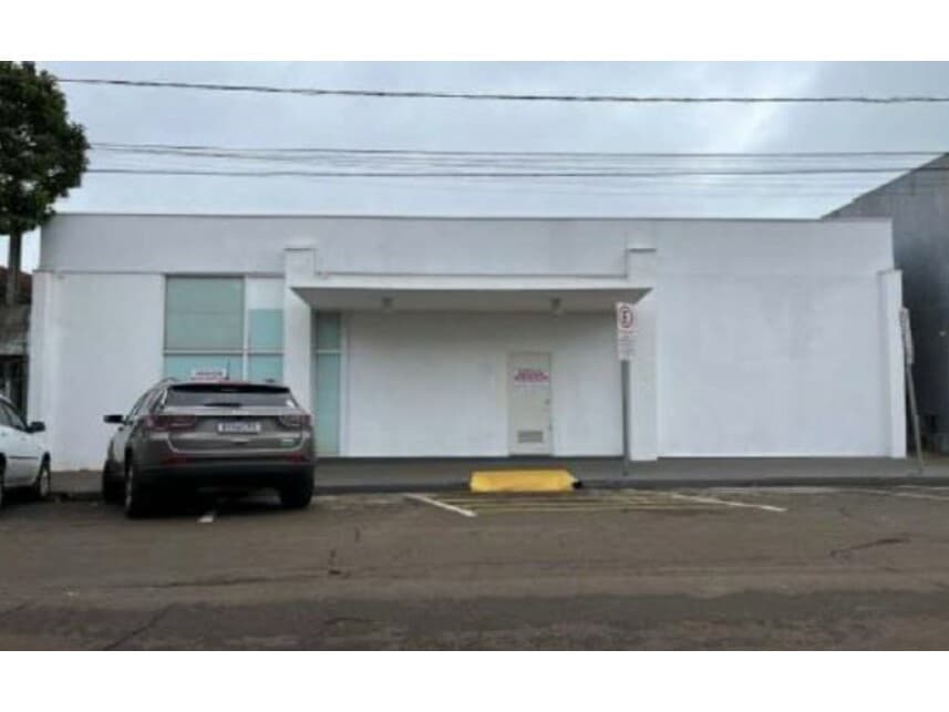 Comercial em leilão em Sertaneja - PR — Prédio Comercial à venda em leilão