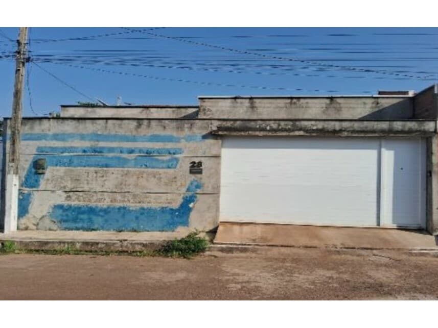 Casa em leilão em Bacabal - MA — Casa à venda em leilão
