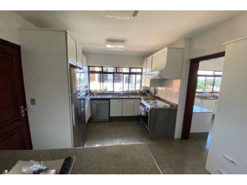 Foto 9 de 15: Apartamento em leilão em Maringá - PR — Apartamento à venda em leilão