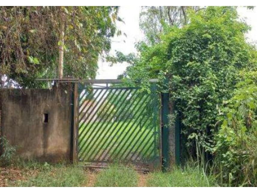 Foto 1 de 6: Terreno em leilão em Ribeirão Preto - SP — Terreno c/benfeitorias à venda em leilão