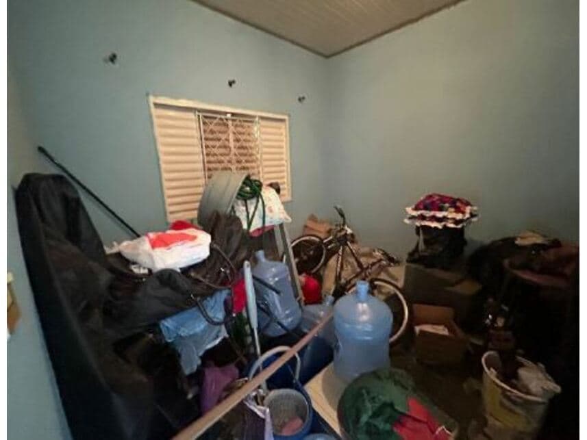 Foto 9 de 16: Casa em leilão em Várzea Grande - MT — Casa à venda em leilão
