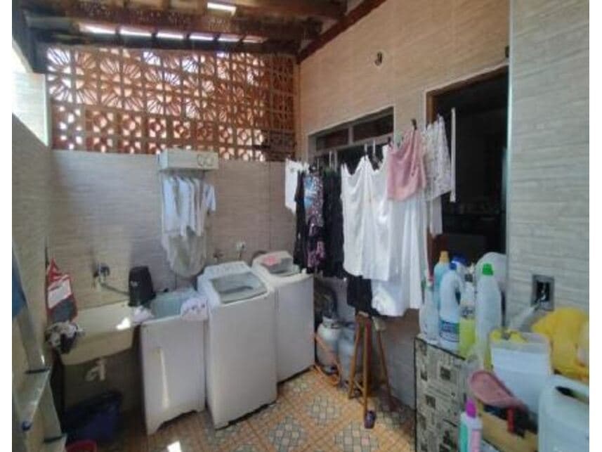 Foto 9 de 11: Casa em leilão em Jundiaí - SP — Casa à venda em leilão