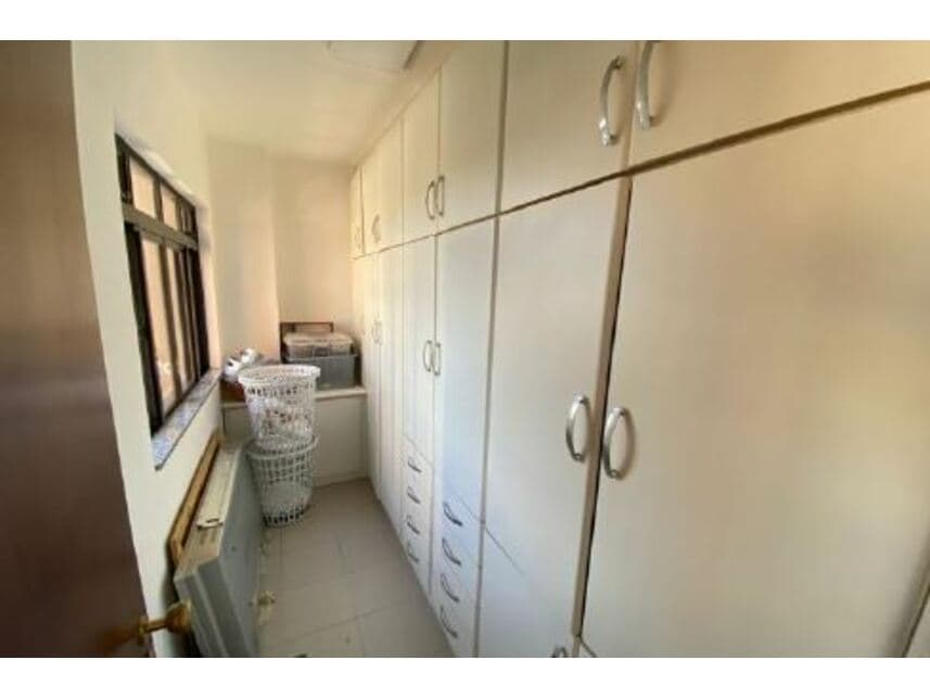 Foto 11 de 15: Apartamento em leilão em Maringá - PR — Apartamento à venda em leilão