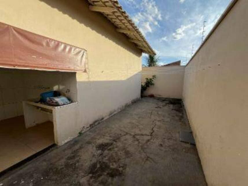Foto 13 de 18: Casa em leilão em Porangatu - GO — Casa à venda em leilão