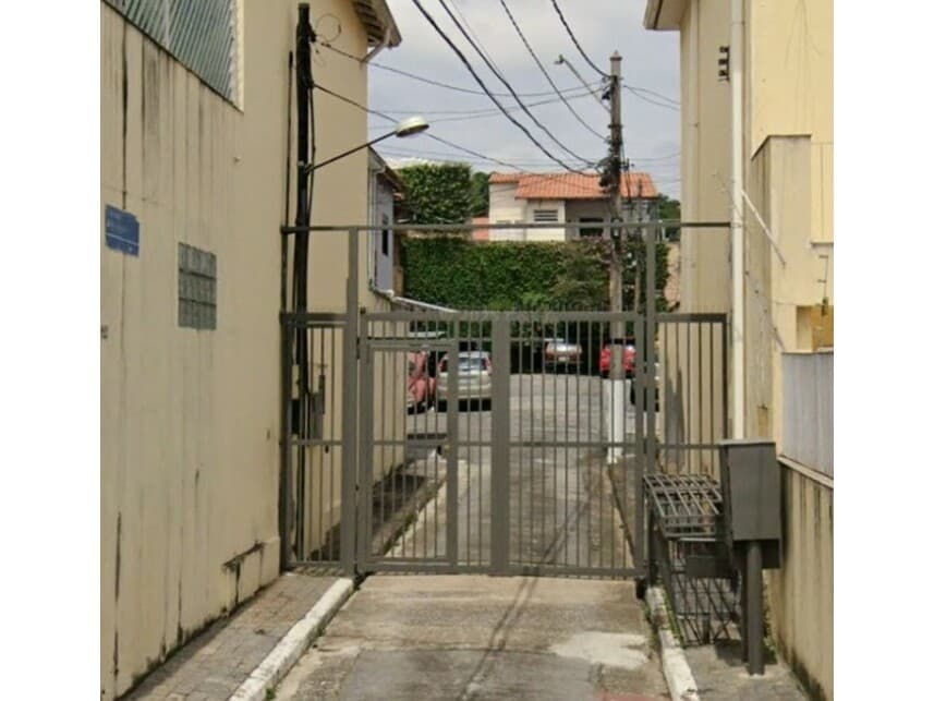 Foto 1 de 18: Casa em leilão em São Paulo - SP — Casa à venda em leilão