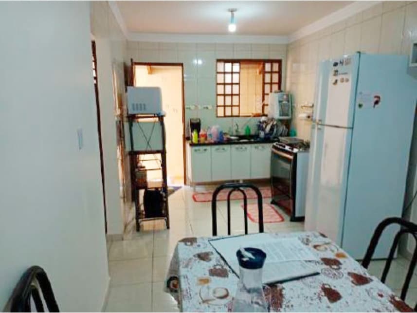 Foto 11 de 15: Casa em leilão em Goiânia - GO — Casa à venda em leilão