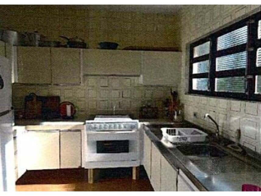 Foto 8 de 10: Casa em leilão em Guarujá - SP — Casa à venda em leilão