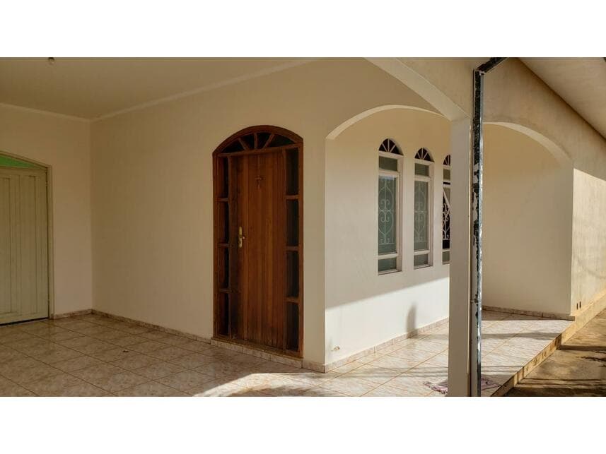 Foto 2 de 11: Casa em leilão em Echaporã - SP — Casa à venda em leilão