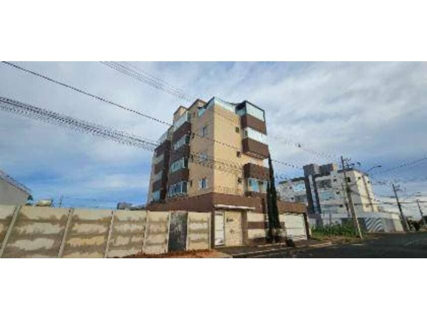 Foto 1 de 5: Apartamento em leilão em Uberlândia - MG — Apartamento à venda em leilão