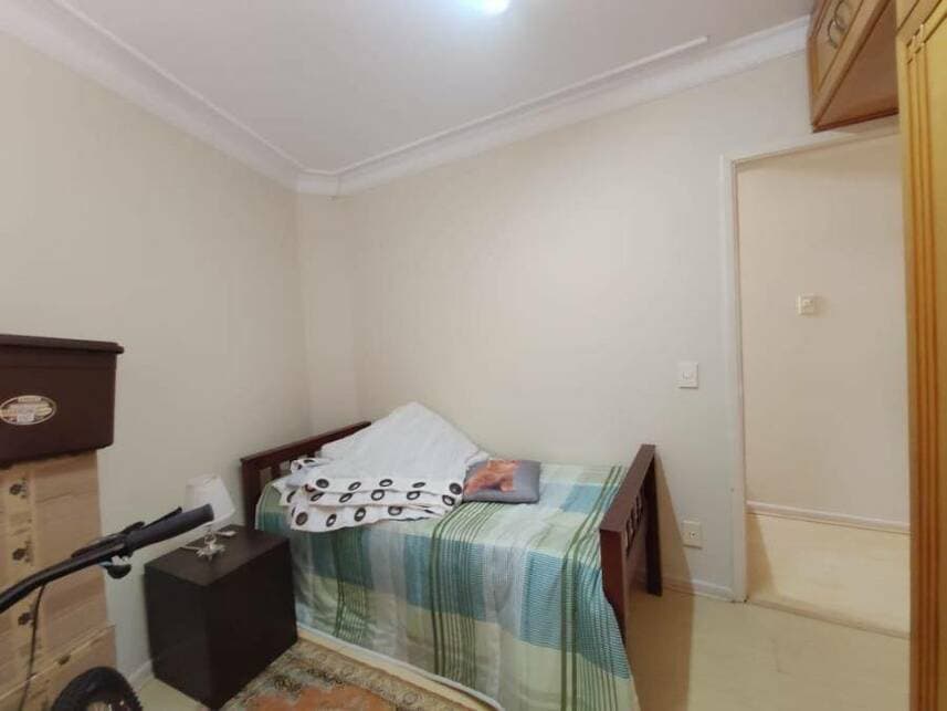 Foto 19 de 27: Casa em leilão em Londrina - PR — Casa à venda em leilão
