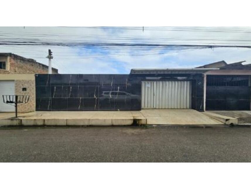 Casa em leilão em Olinda - PE — Casa à venda em leilão