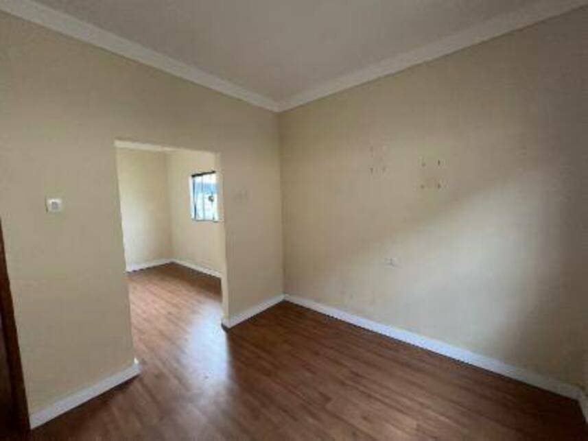 Foto 10 de 26: Casa em leilão em Apucarana - PR — Casa à venda em leilão