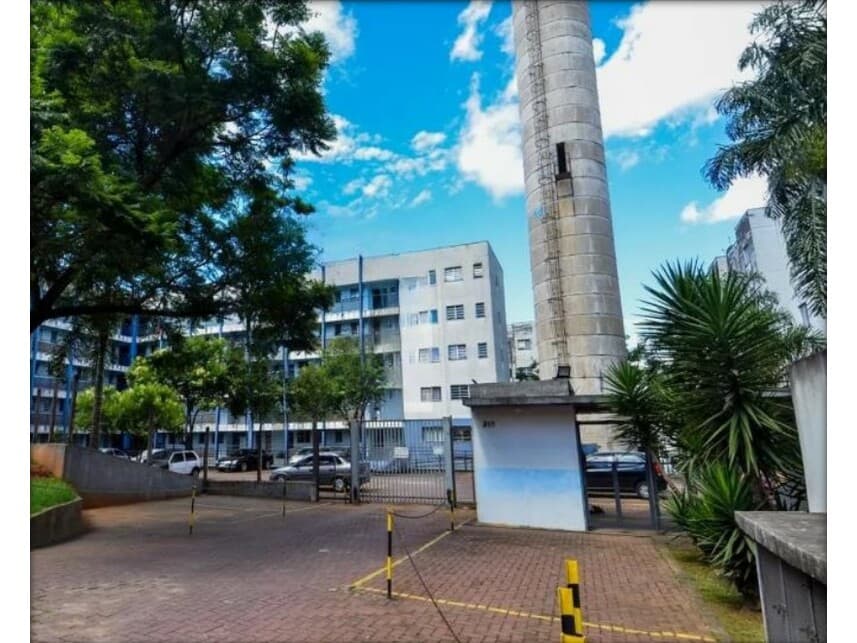 Apartamento em leilão em Guarulhos - SP — Apartamento à venda em leilão