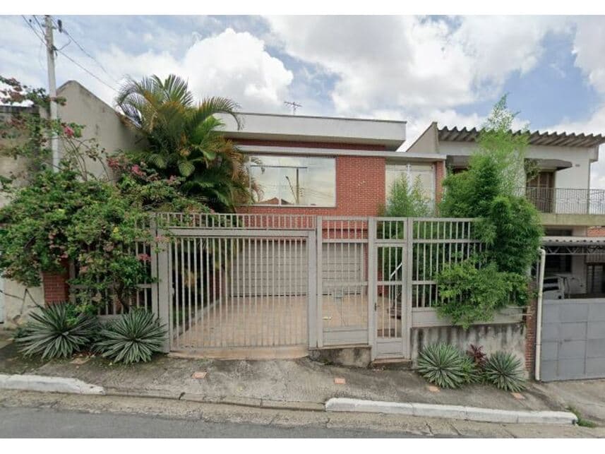 Casa em leilão em São Paulo - SP — Casa à venda em leilão
