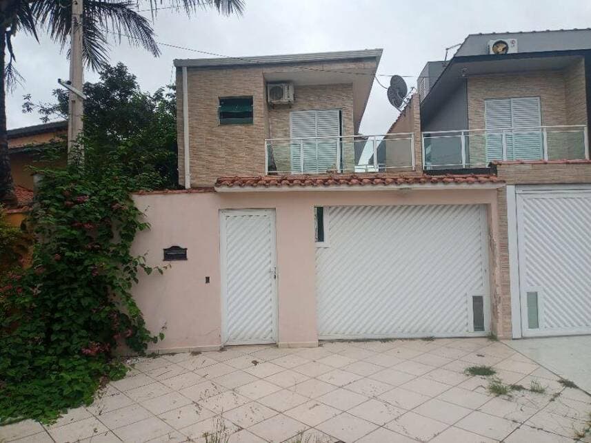 Foto 1 de 14: Casa em leilão em Peruíbe - SP — Casa à venda em leilão